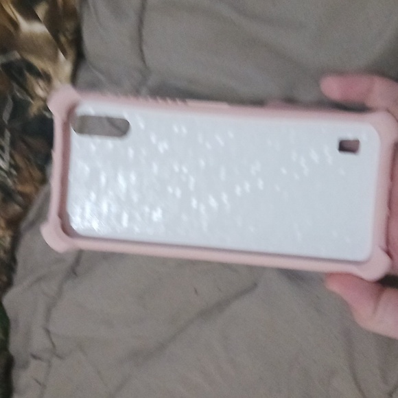 Phone cases - Picture 5 of 5
